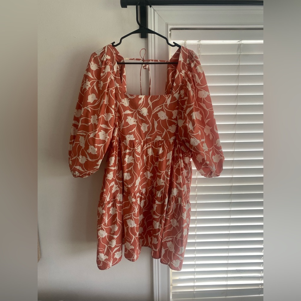Women’s dress XL